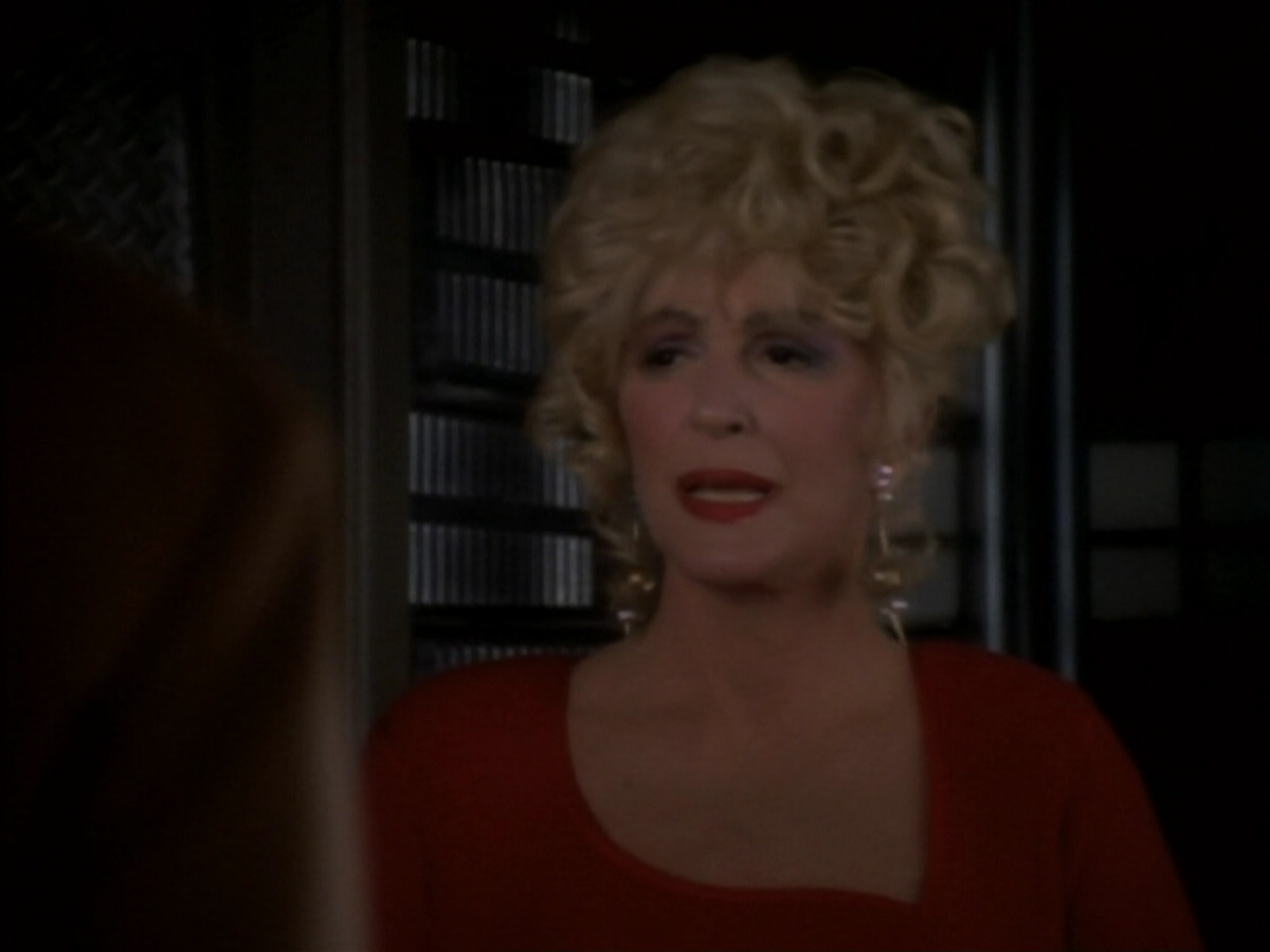 extant_StarTrekDS9_1x17-TheForsaken_03279.jpg