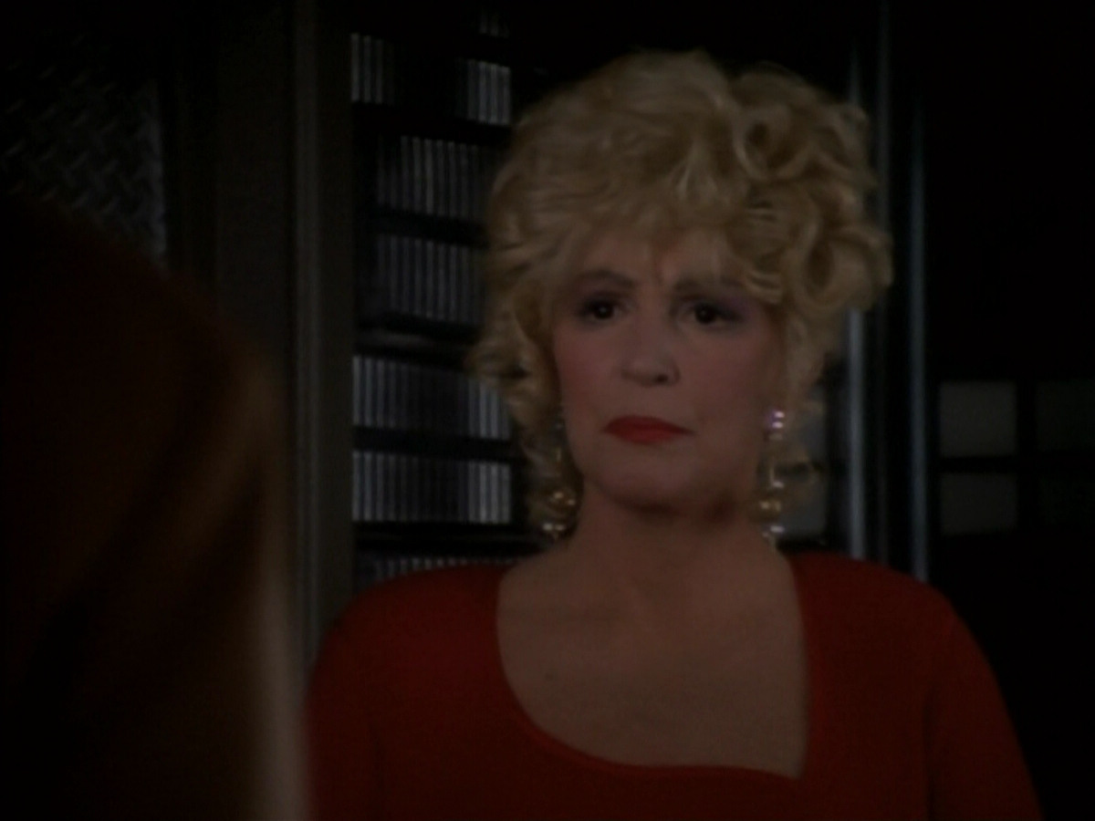 extant_StarTrekDS9_1x17-TheForsaken_03280.jpg