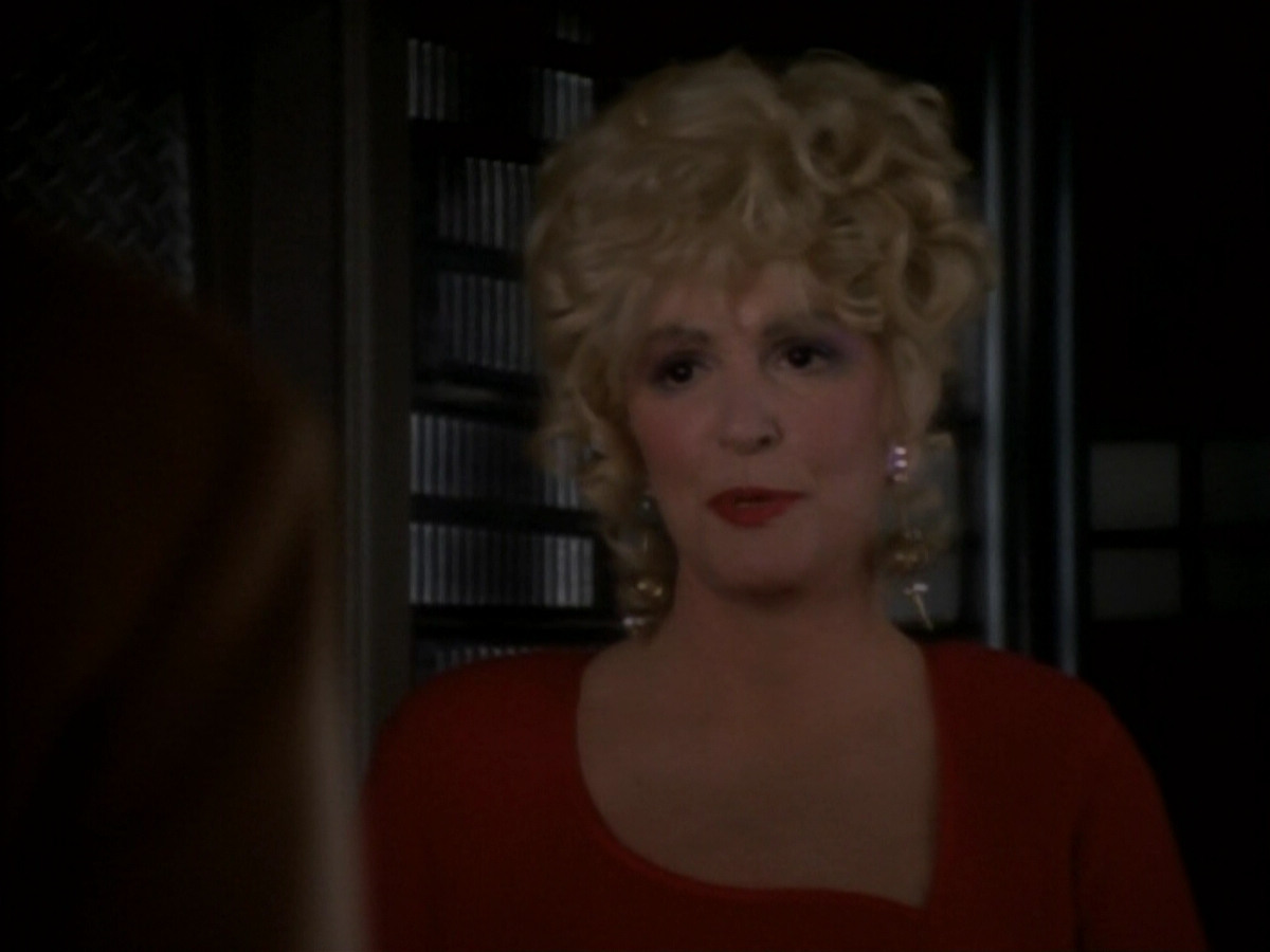extant_StarTrekDS9_1x17-TheForsaken_03282.jpg