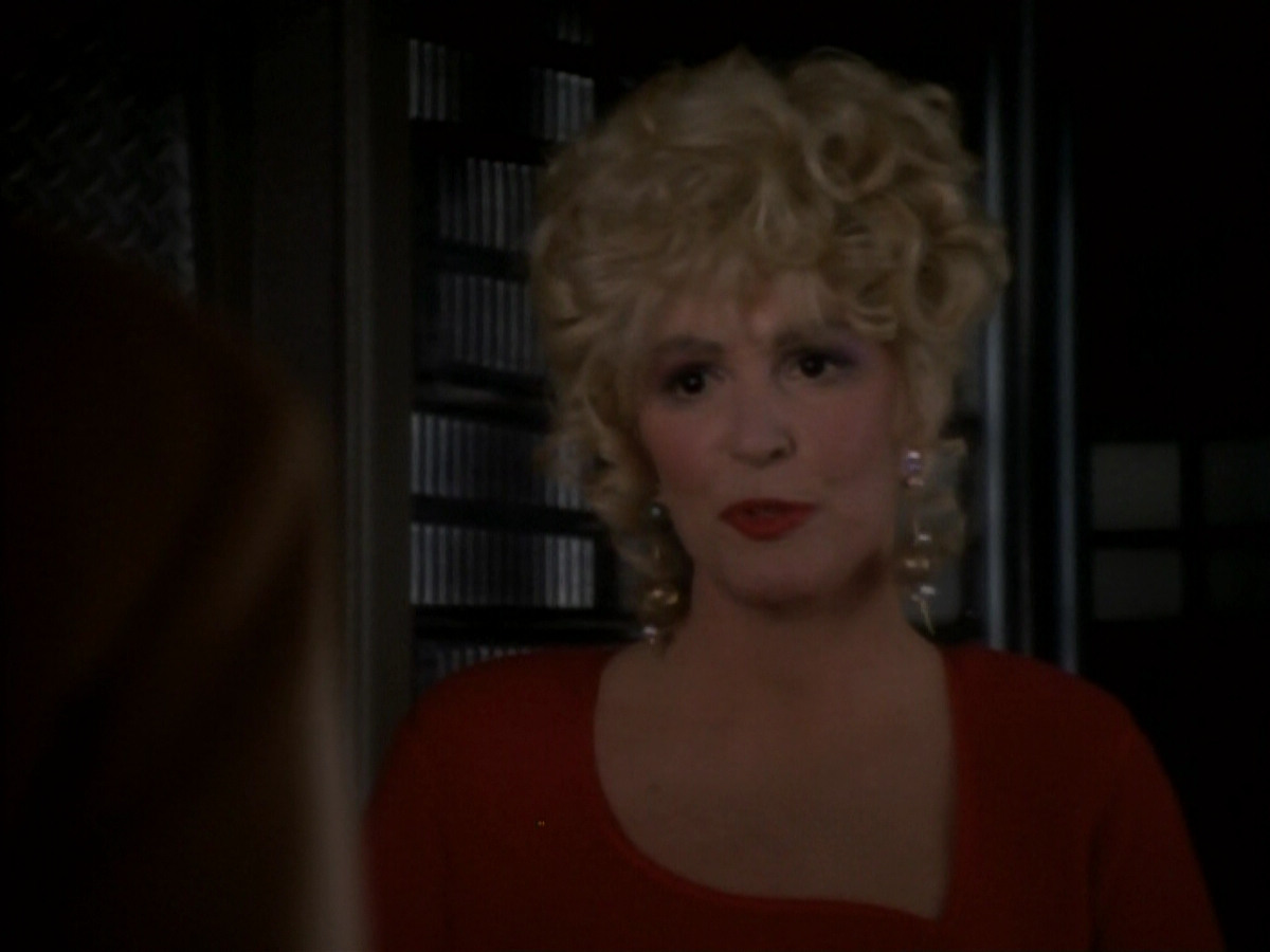 extant_StarTrekDS9_1x17-TheForsaken_03283.jpg
