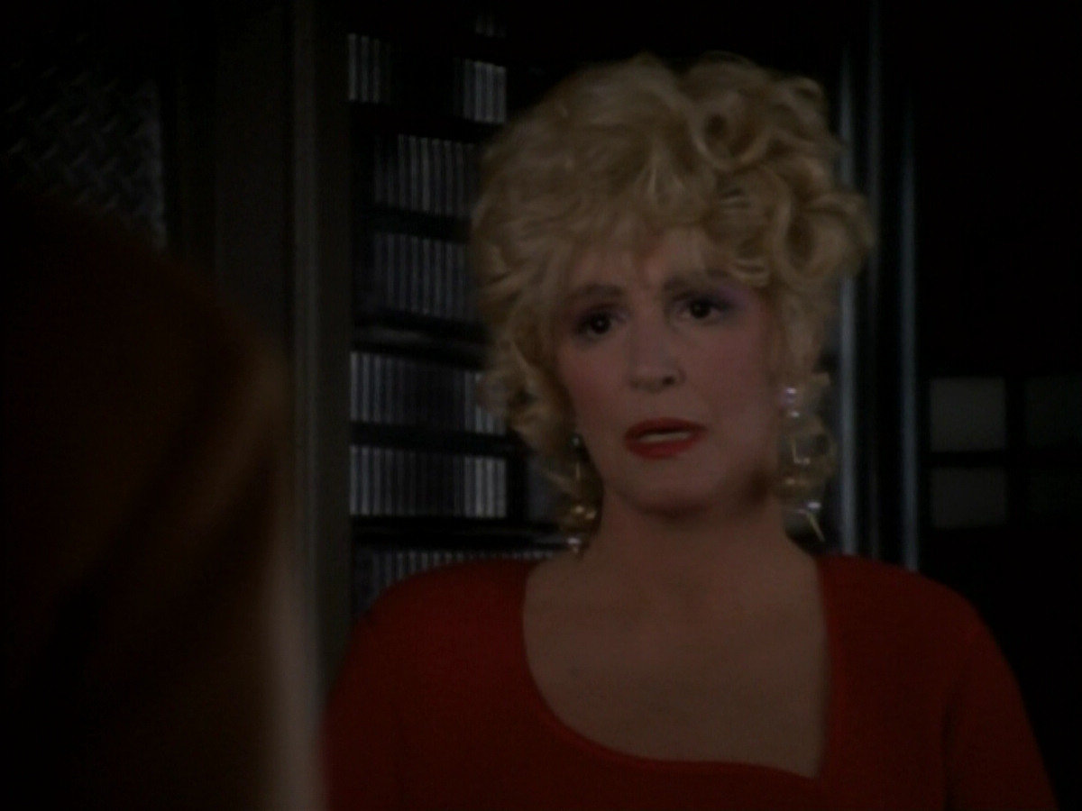 extant_StarTrekDS9_1x17-TheForsaken_03285.jpg