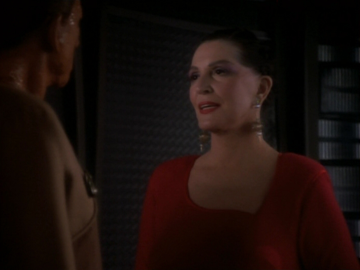 extant_StarTrekDS9_1x17-TheForsaken_03333.jpg