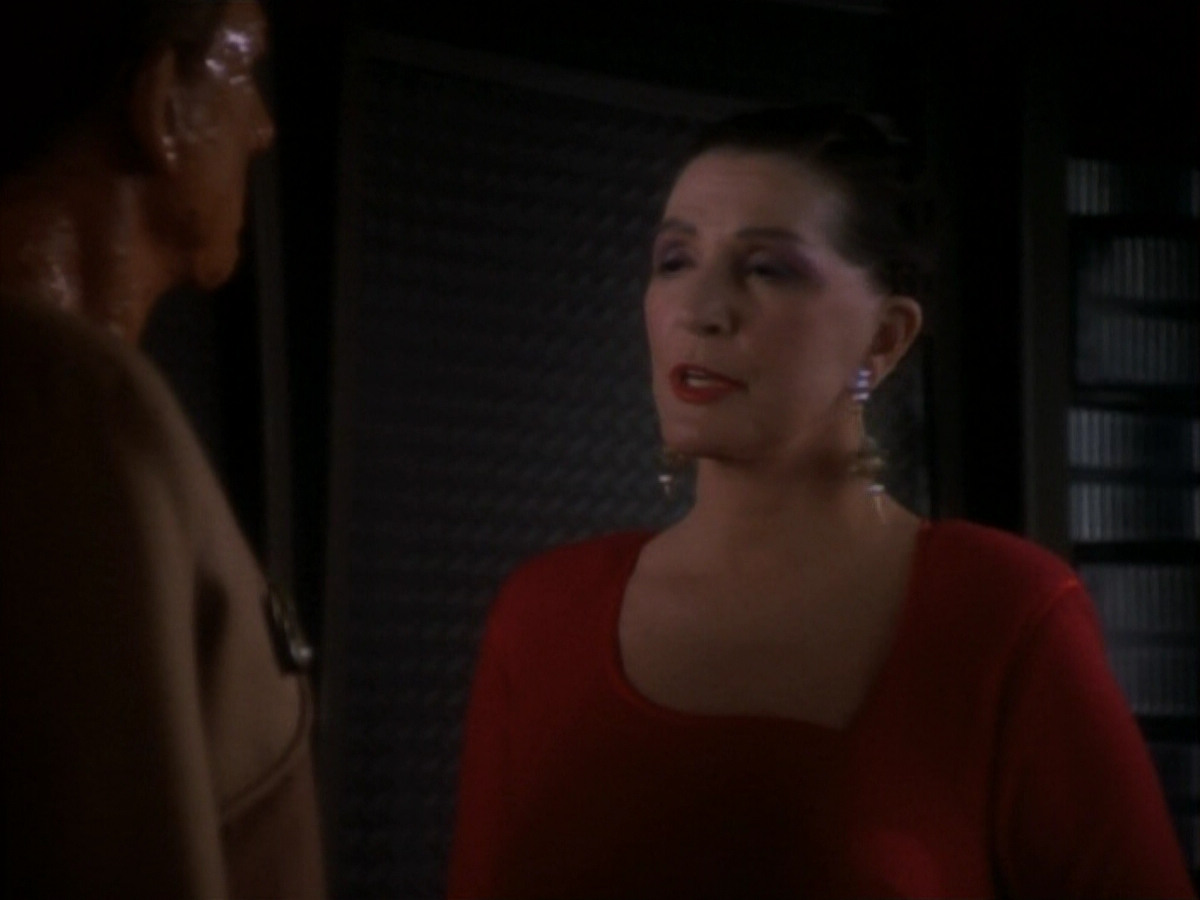 extant_StarTrekDS9_1x17-TheForsaken_03353.jpg