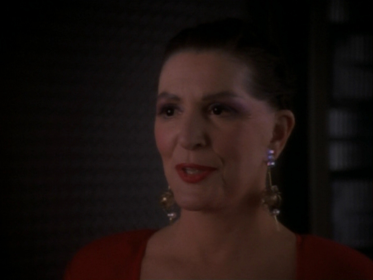 extant_StarTrekDS9_1x17-TheForsaken_03379.jpg