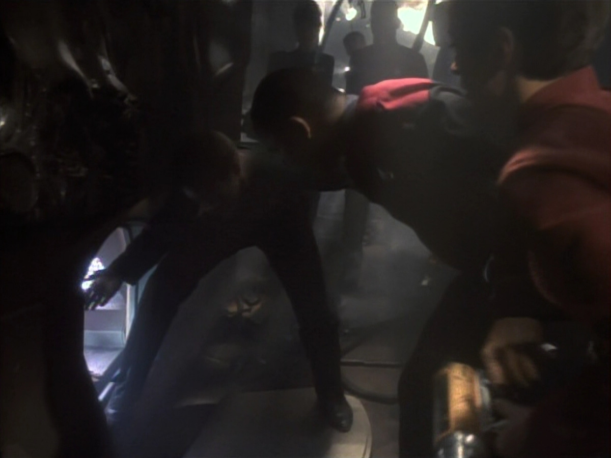 extant_StarTrekDS9_1x17-TheForsaken_03562.jpg