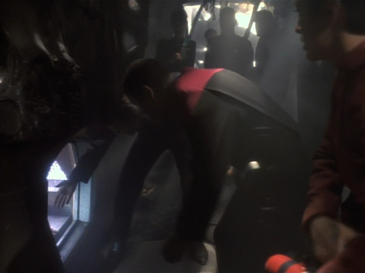 extant_StarTrekDS9_1x17-TheForsaken_03563.jpg