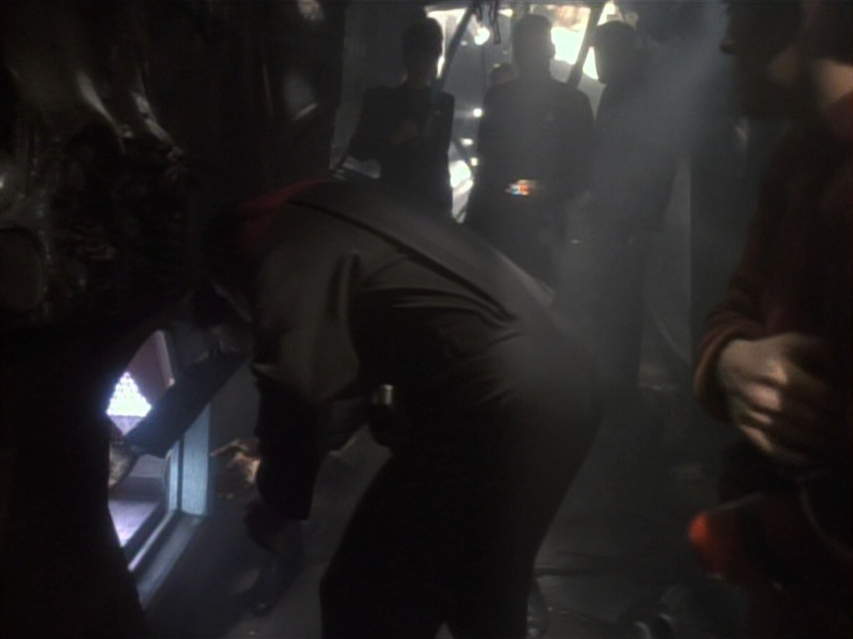 extant_StarTrekDS9_1x17-TheForsaken_03564.jpg