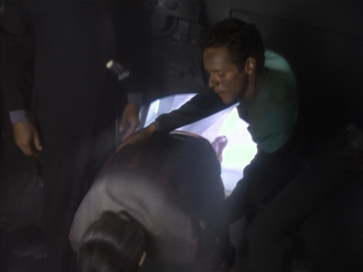 extant_StarTrekDS9_1x17-TheForsaken_03587.jpg