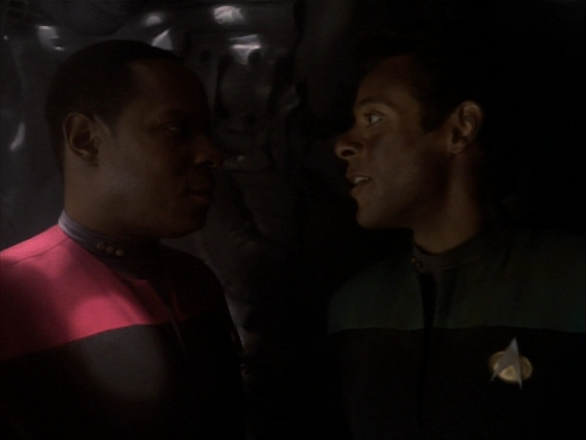 extant_StarTrekDS9_1x17-TheForsaken_03616.jpg