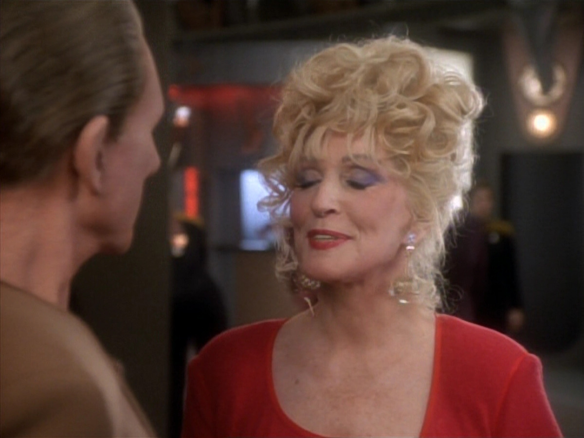 extant_StarTrekDS9_1x17-TheForsaken_03629.jpg