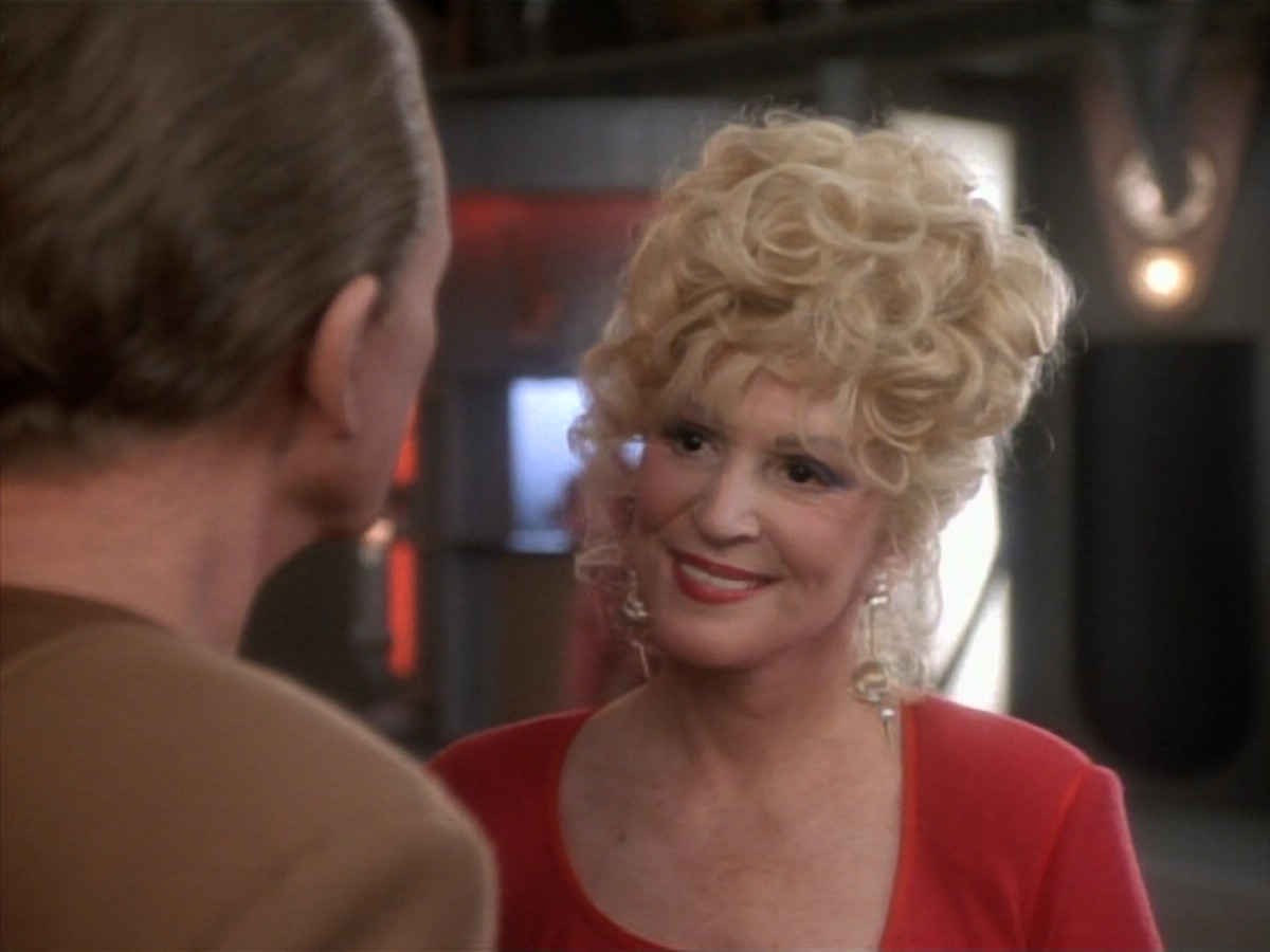 extant_StarTrekDS9_1x17-TheForsaken_03673.jpg