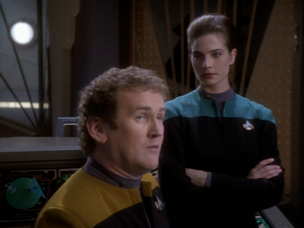 extant_StarTrekDS9_1x17-TheForsaken_03714.jpg