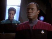 extant_StarTrekDS9_1x17-TheForsaken_00882.jpg