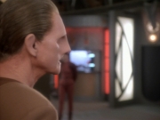 extant_StarTrekDS9_1x17-TheForsaken_03675.jpg