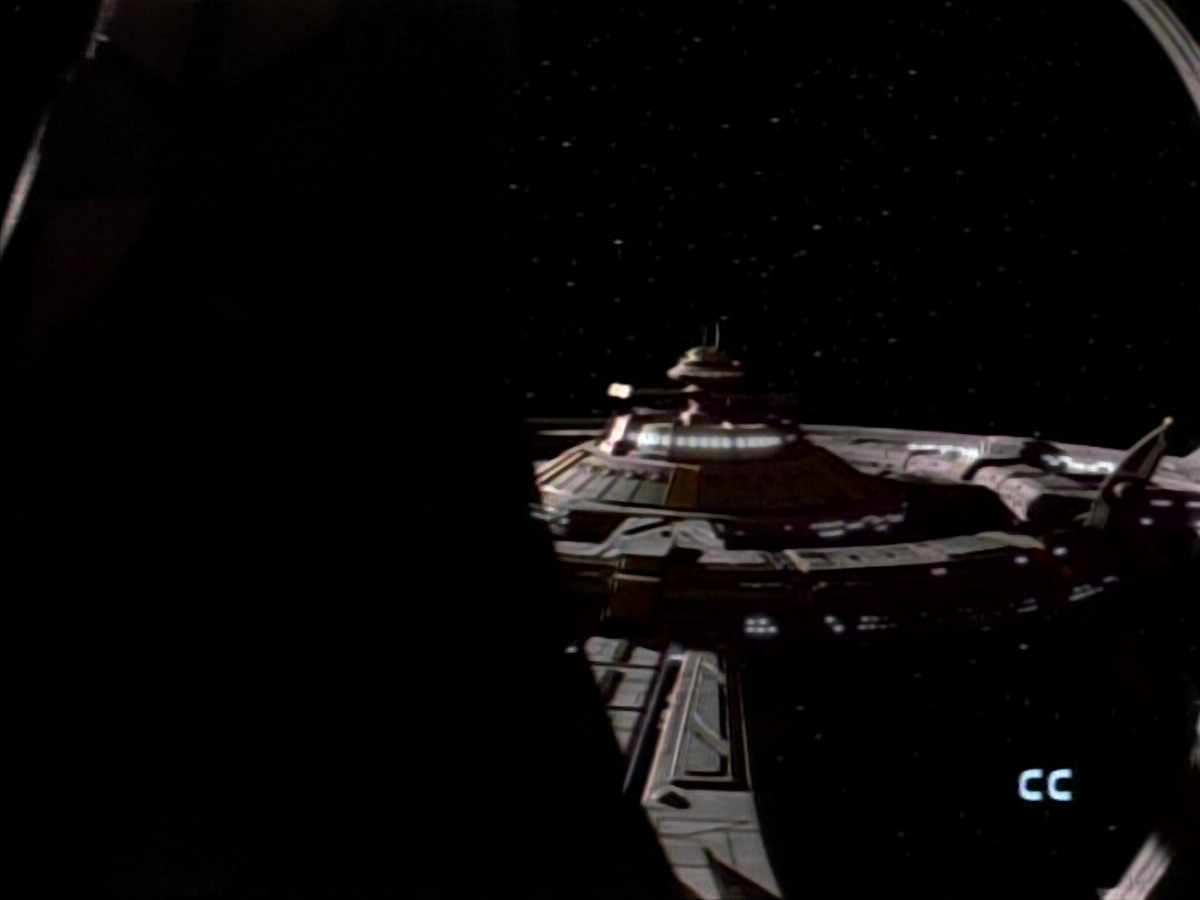 extant_StarTrekDS9_1x18-DramatisPersonae_00004.jpg