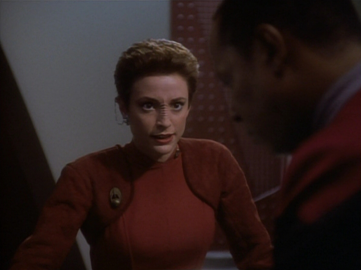 extant_StarTrekDS9_1x18-DramatisPersonae_00063.jpg