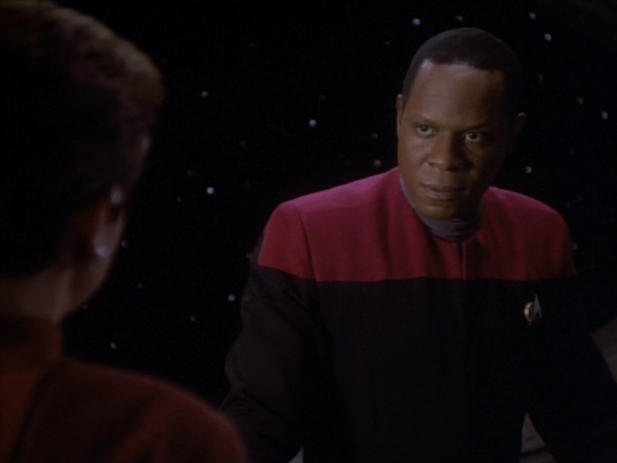 extant_StarTrekDS9_1x18-DramatisPersonae_00109.jpg
