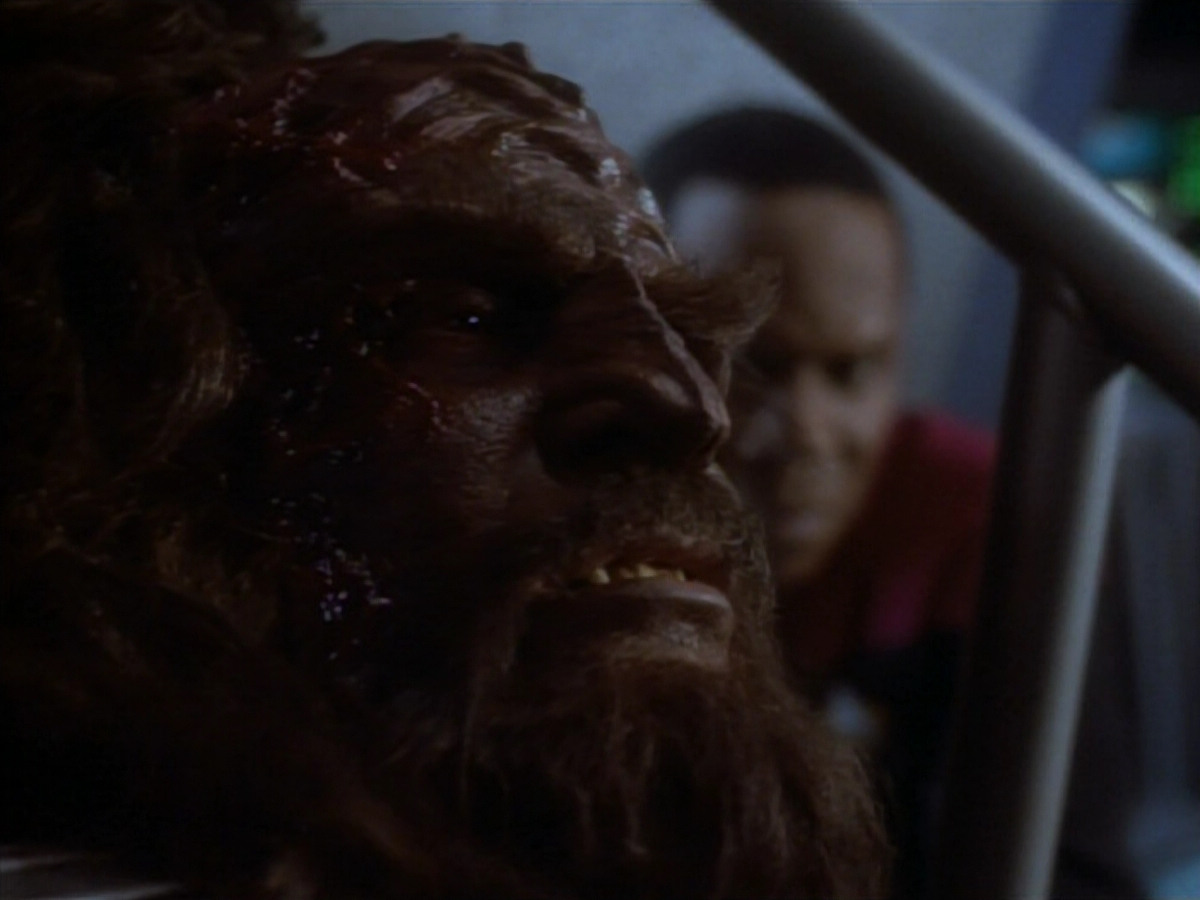 extant_StarTrekDS9_1x18-DramatisPersonae_00264.jpg
