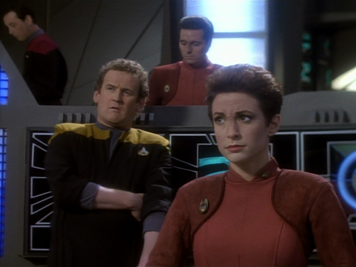 extant_StarTrekDS9_1x18-DramatisPersonae_00526.jpg