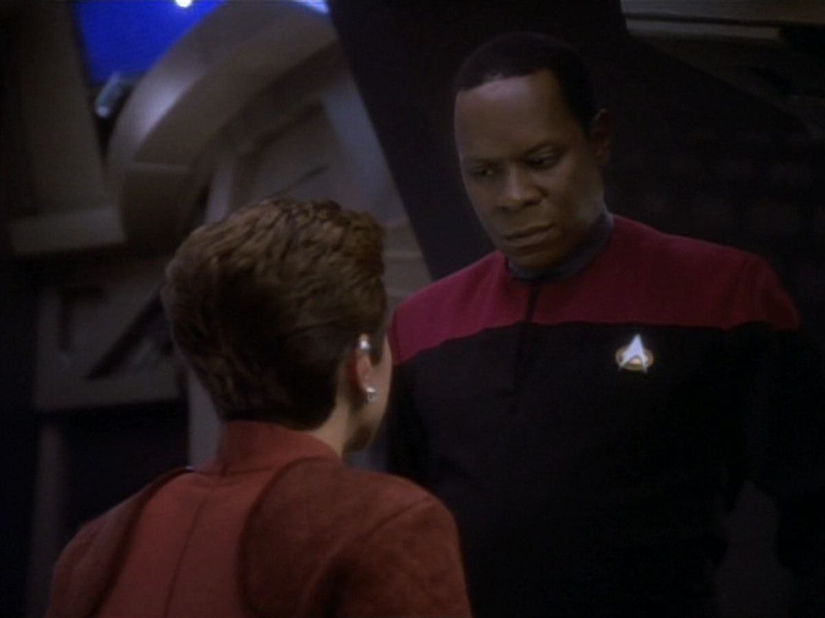 extant_StarTrekDS9_1x18-DramatisPersonae_00647.jpg