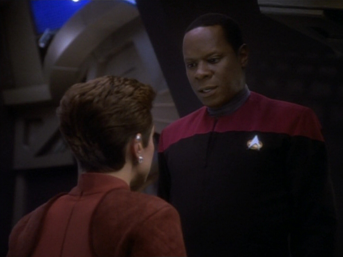 extant_StarTrekDS9_1x18-DramatisPersonae_00661.jpg