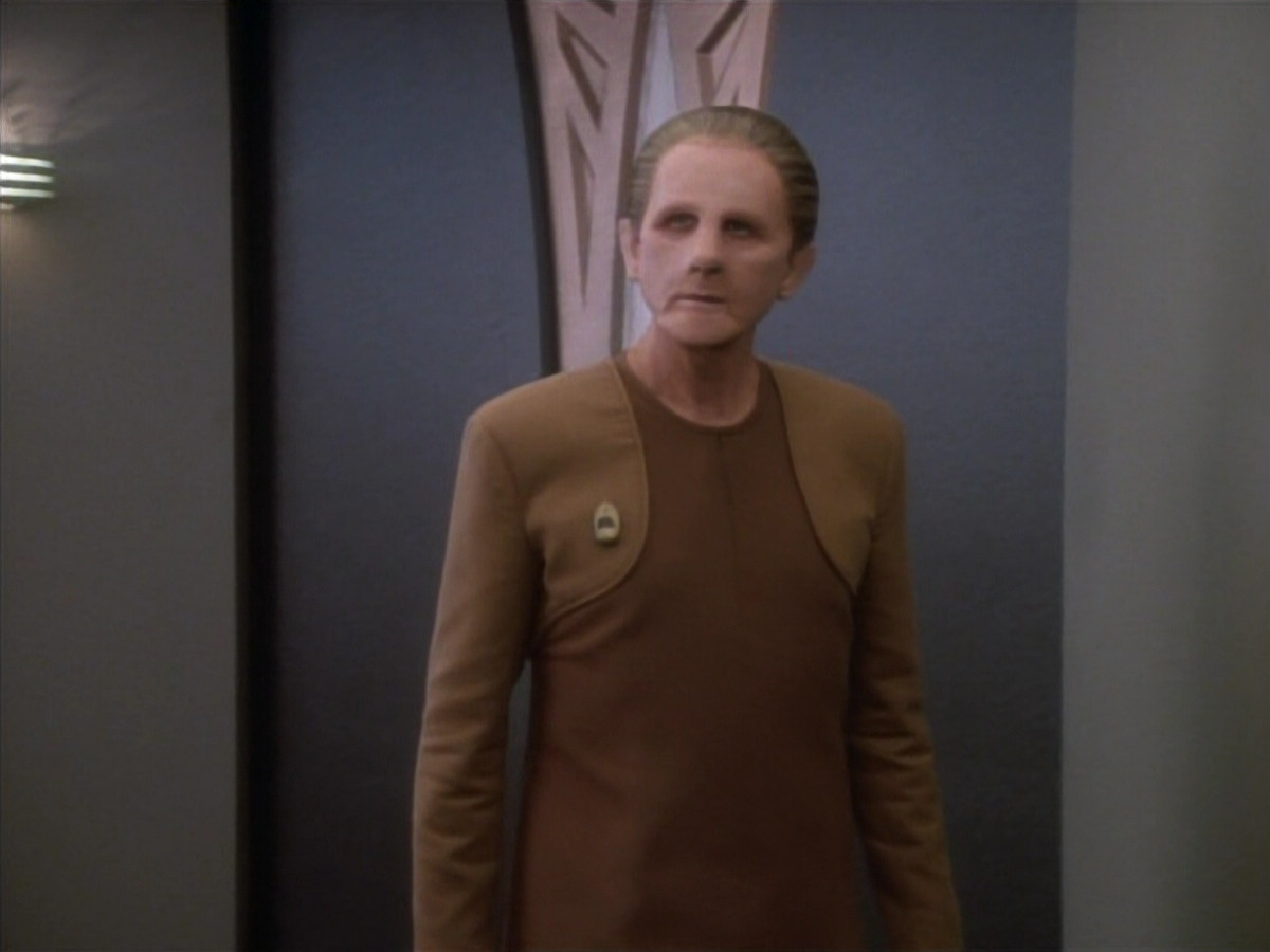 extant_StarTrekDS9_1x18-DramatisPersonae_01028.jpg