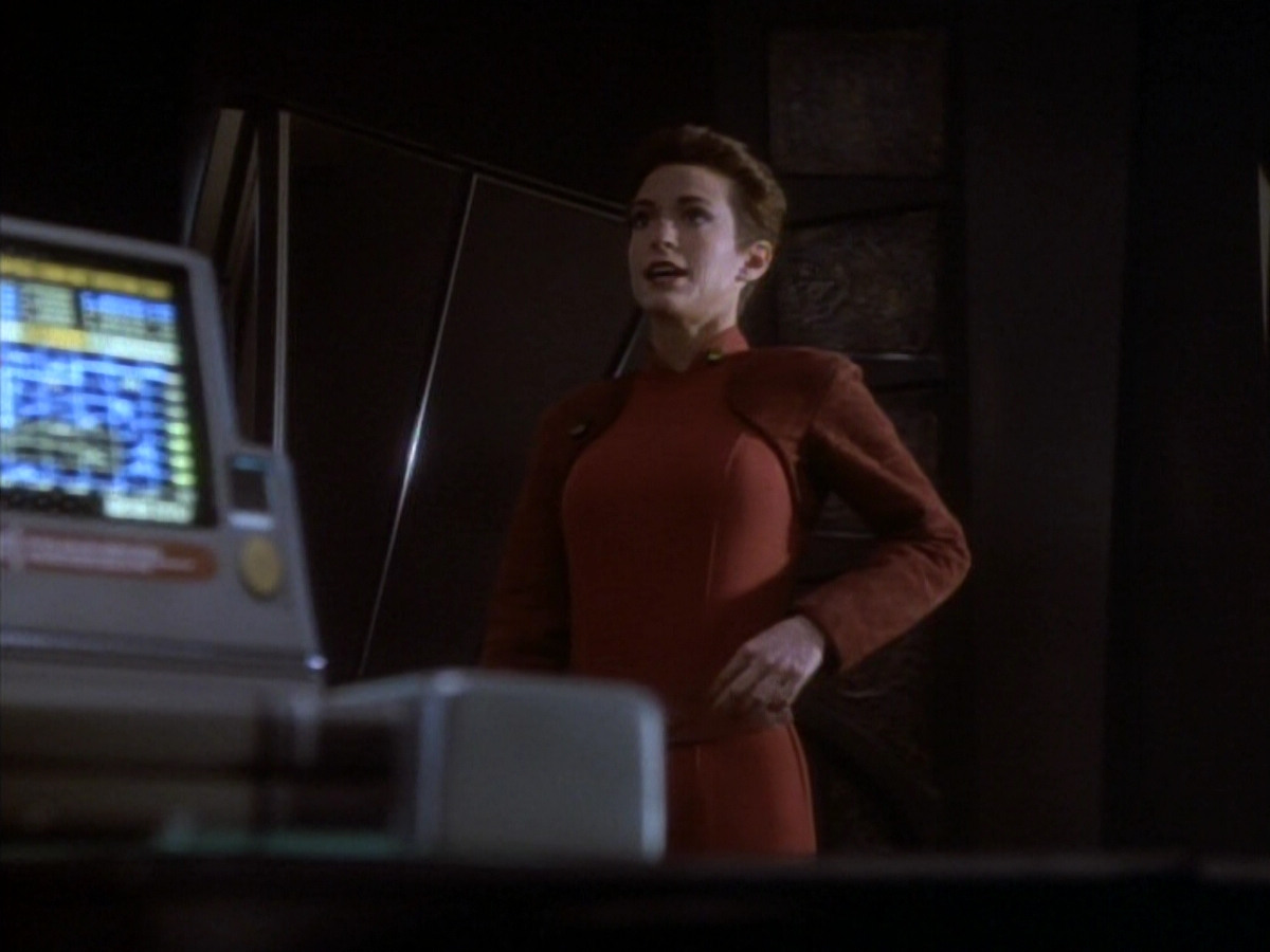 extant_StarTrekDS9_1x18-DramatisPersonae_01111.jpg