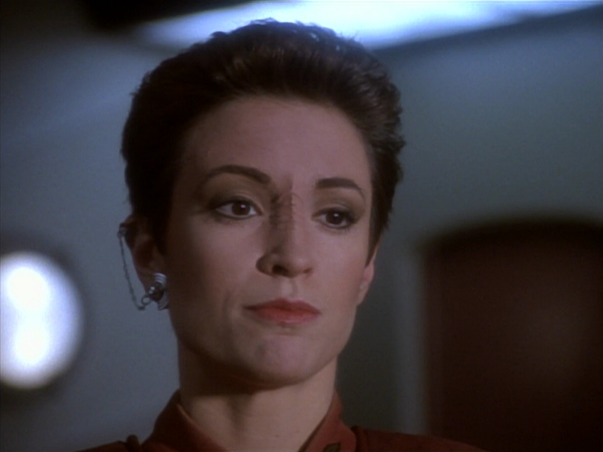 extant_StarTrekDS9_1x18-DramatisPersonae_01171.jpg