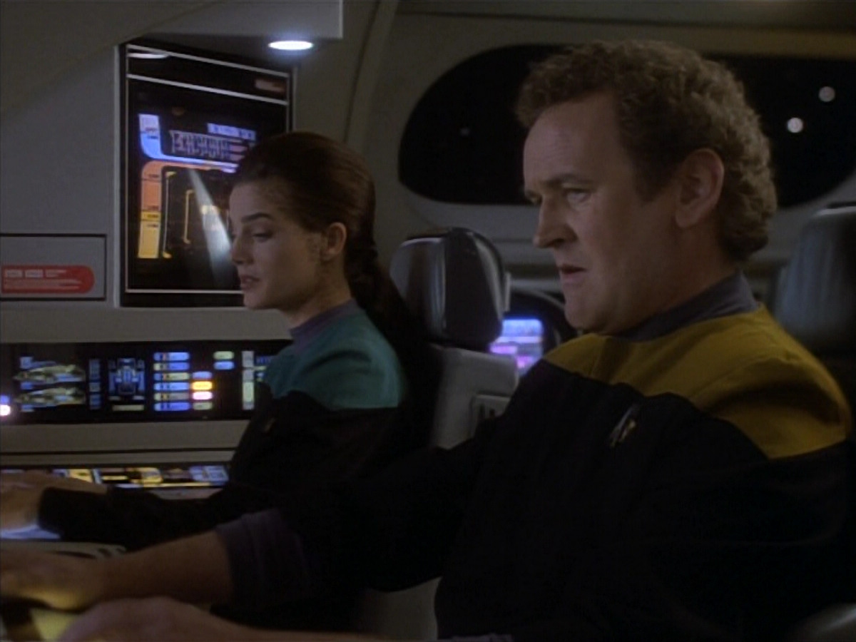 extant_StarTrekDS9_1x18-DramatisPersonae_01222.jpg