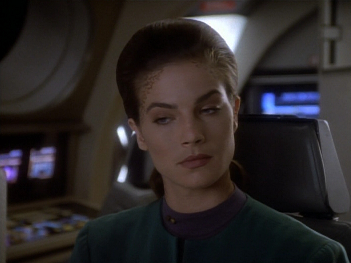 extant_StarTrekDS9_1x18-DramatisPersonae_01257.jpg