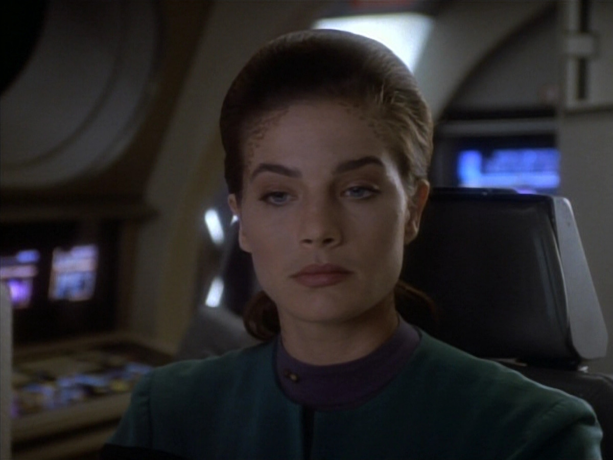 extant_StarTrekDS9_1x18-DramatisPersonae_01268.jpg