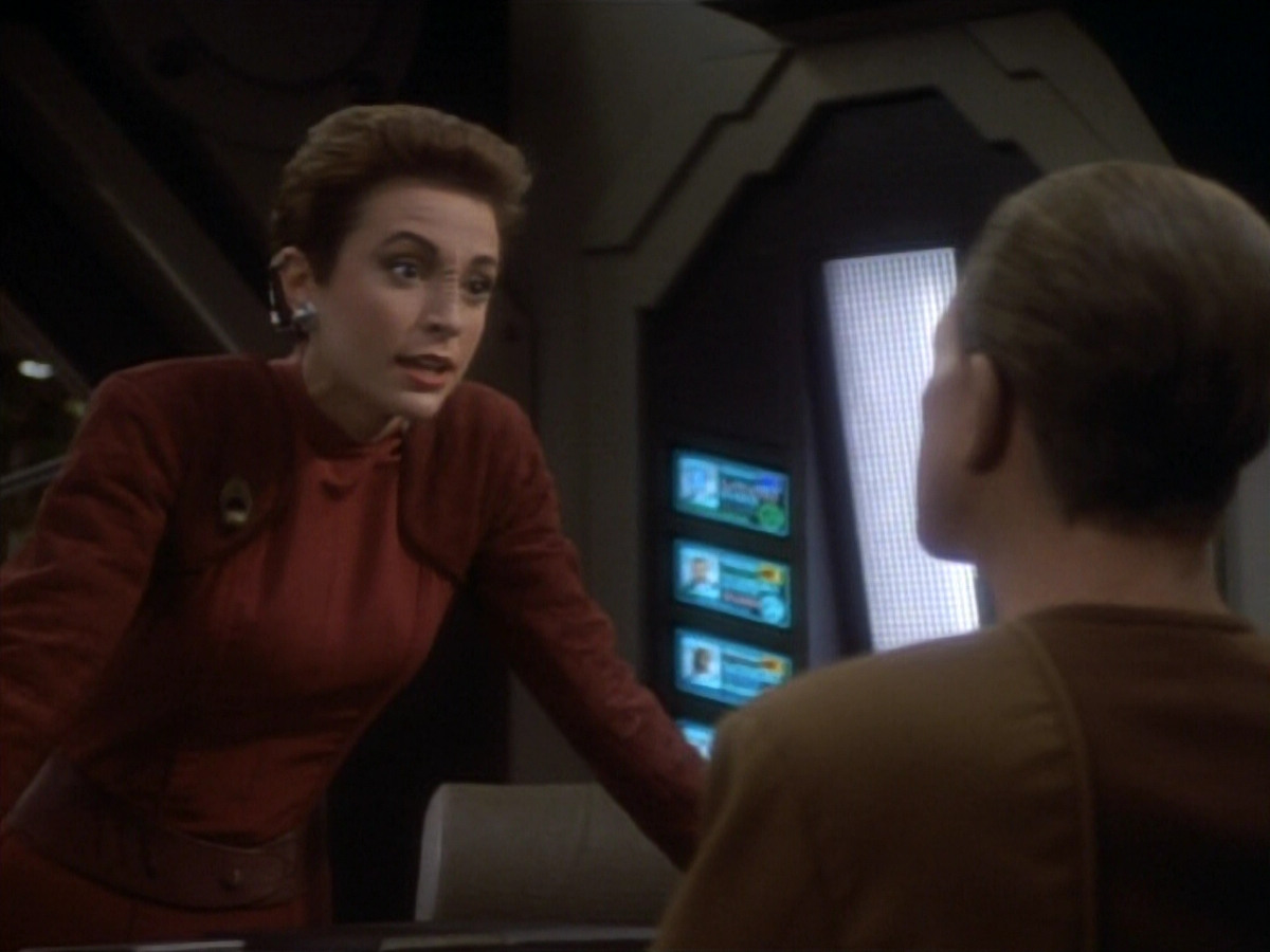 extant_StarTrekDS9_1x18-DramatisPersonae_01343.jpg