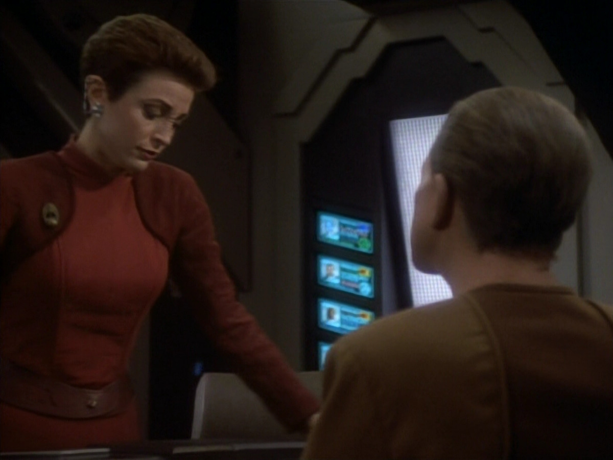 extant_StarTrekDS9_1x18-DramatisPersonae_01372.jpg