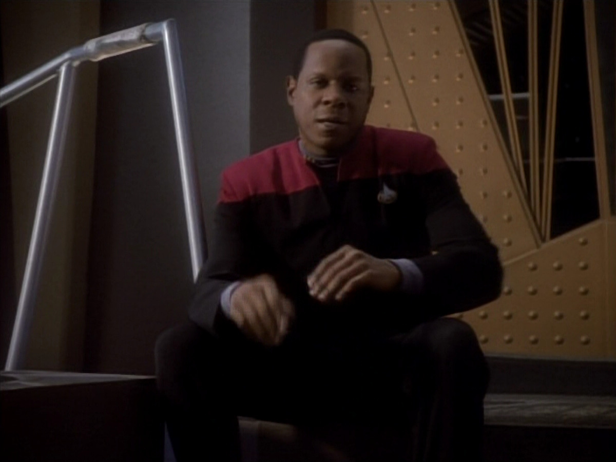extant_StarTrekDS9_1x18-DramatisPersonae_01569.jpg