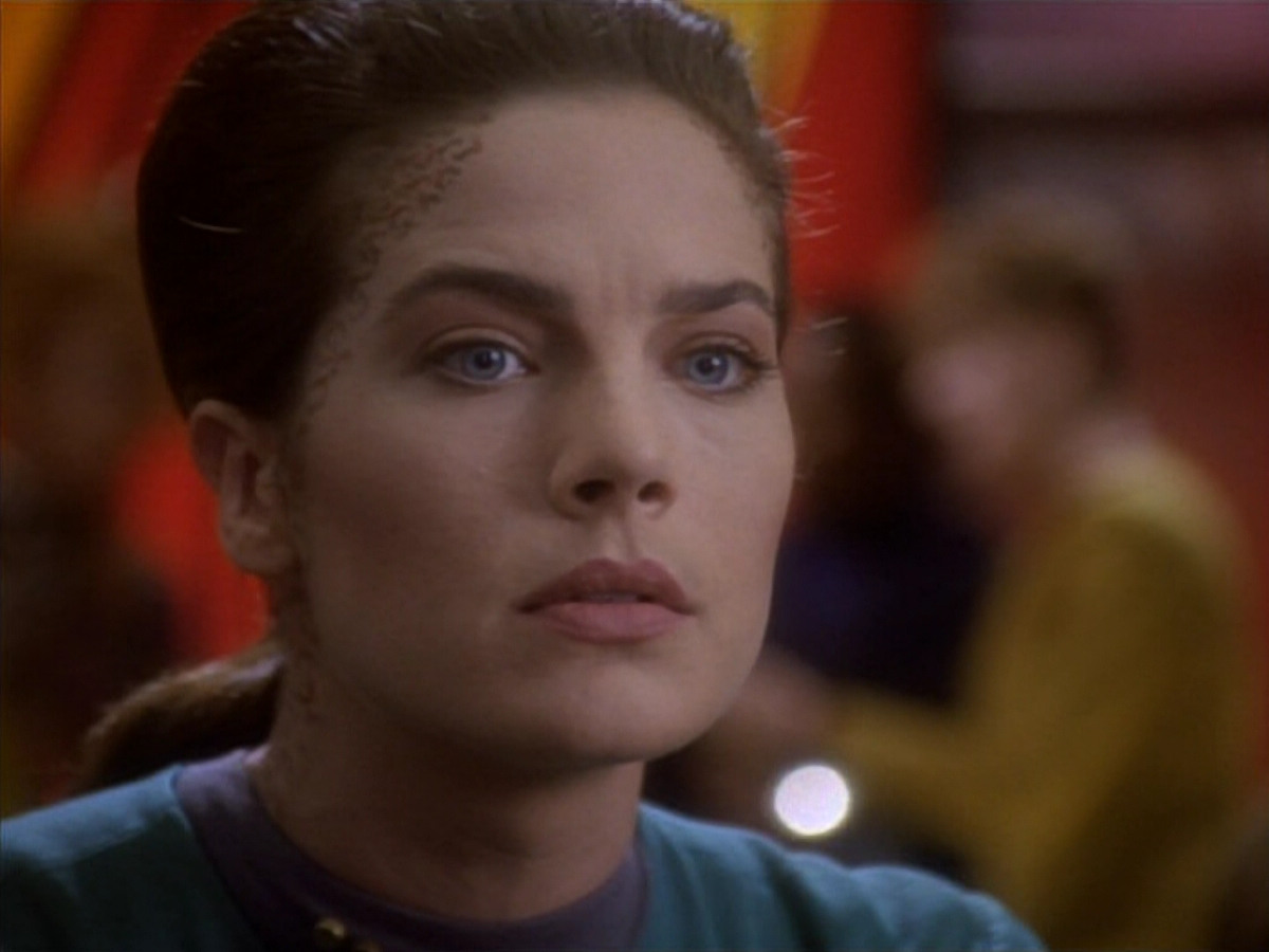 extant_StarTrekDS9_1x18-DramatisPersonae_01787.jpg