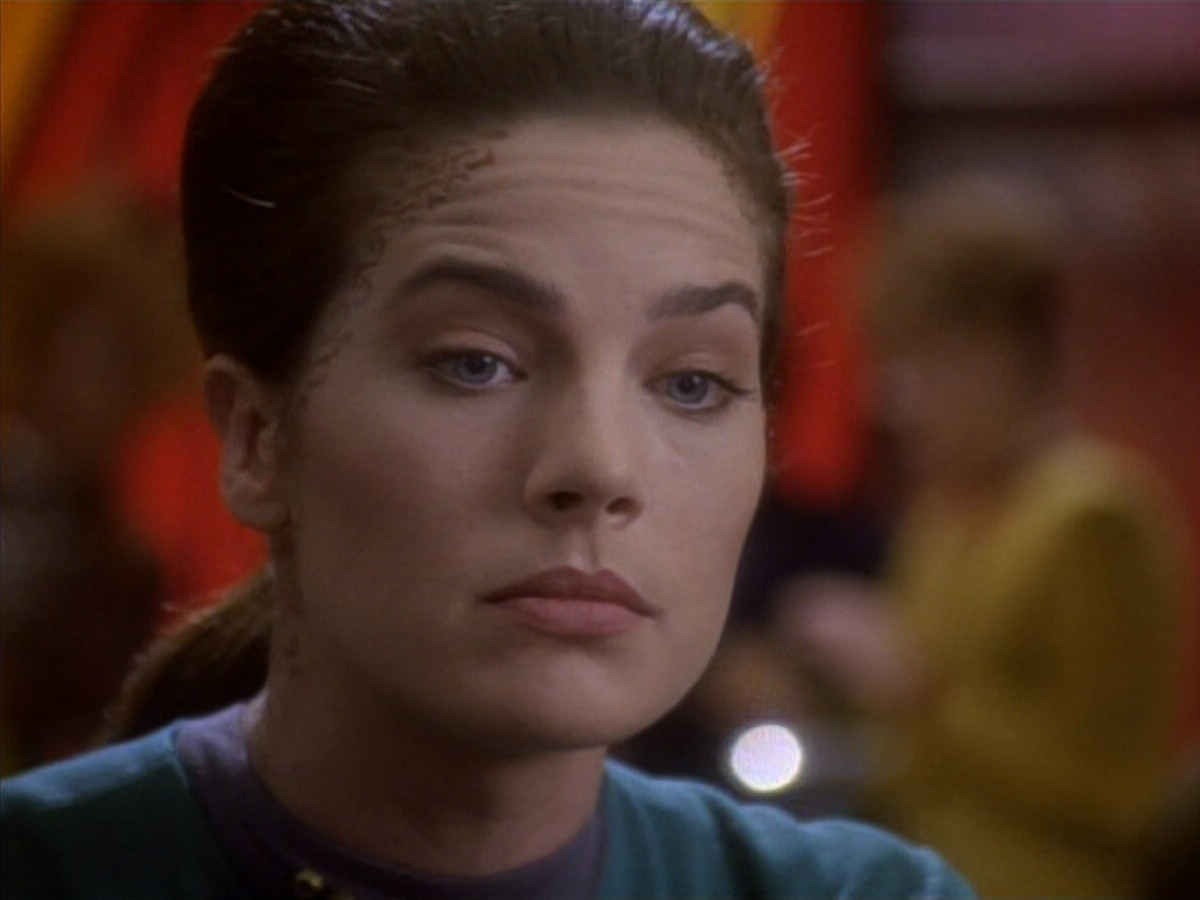 extant_StarTrekDS9_1x18-DramatisPersonae_01791.jpg