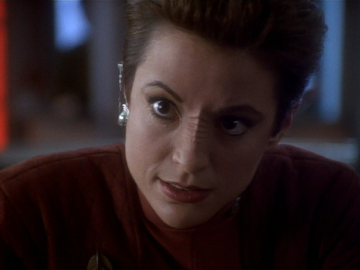 extant_StarTrekDS9_1x18-DramatisPersonae_01806.jpg