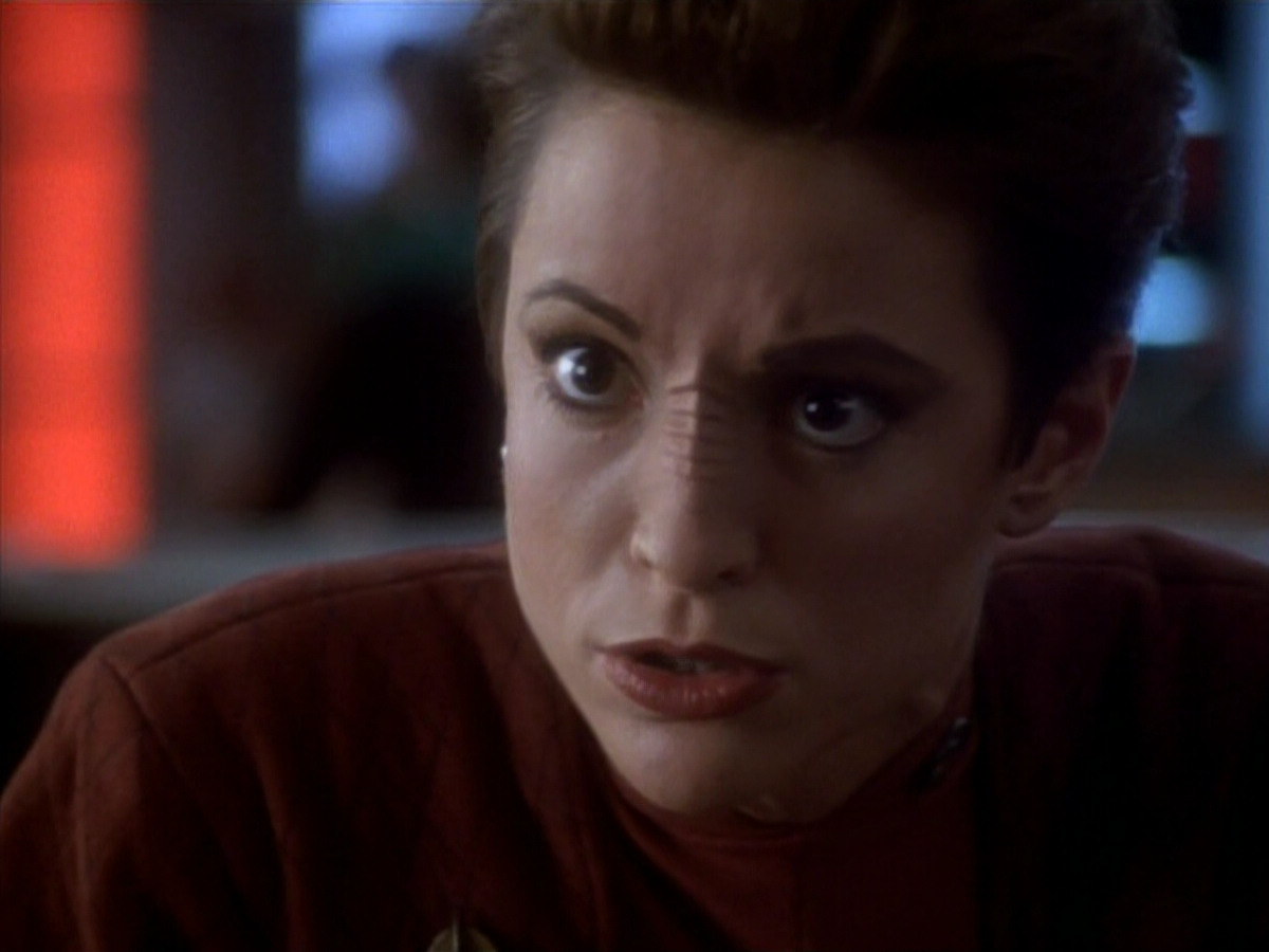 extant_StarTrekDS9_1x18-DramatisPersonae_01839.jpg
