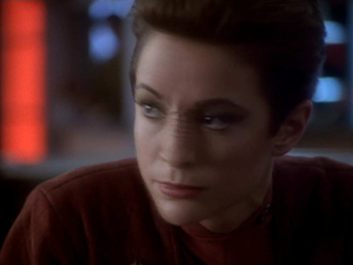 extant_StarTrekDS9_1x18-DramatisPersonae_01856.jpg