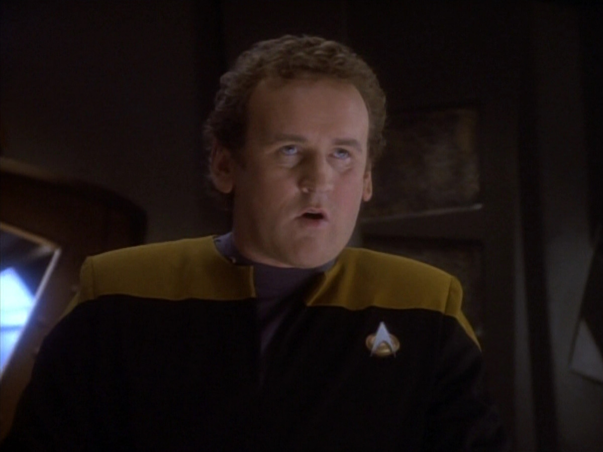 extant_StarTrekDS9_1x18-DramatisPersonae_02803.jpg