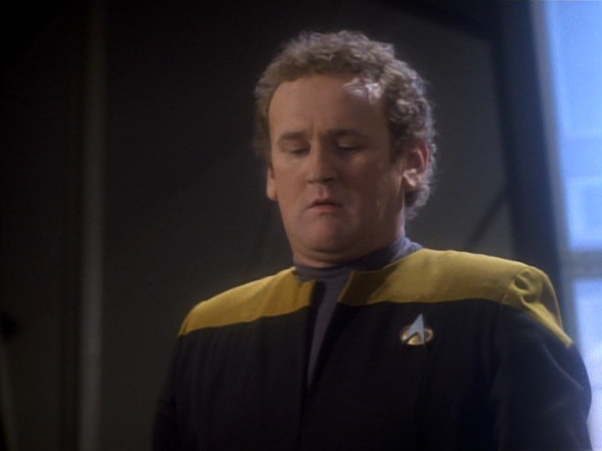 extant_StarTrekDS9_1x18-DramatisPersonae_03192.jpg