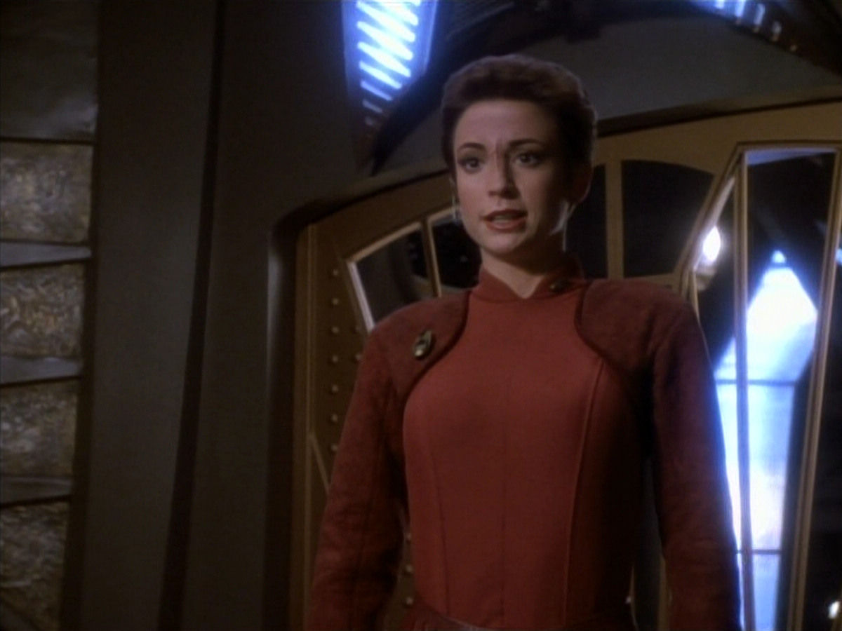 extant_StarTrekDS9_1x18-DramatisPersonae_03701.jpg