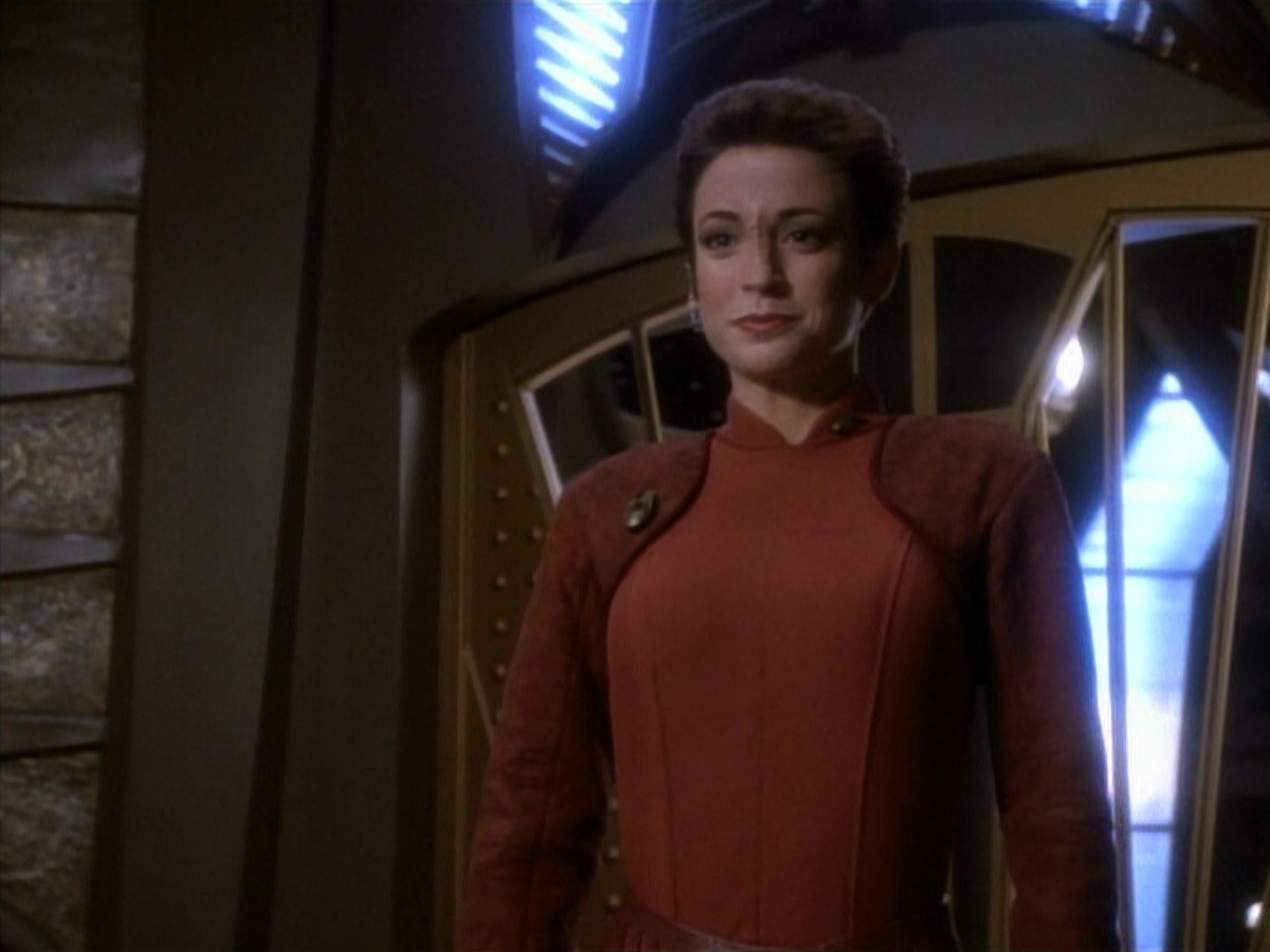 extant_StarTrekDS9_1x18-DramatisPersonae_03730.jpg