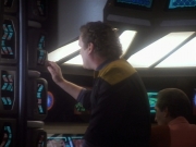 extant_StarTrekDS9_1x18-DramatisPersonae_00208.jpg