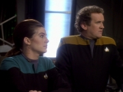 extant_StarTrekDS9_1x18-DramatisPersonae_01578.jpg