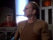 extant_StarTrekDS9_1x18-DramatisPersonae_01611.jpg