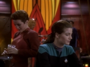 extant_StarTrekDS9_1x18-DramatisPersonae_01737.jpg