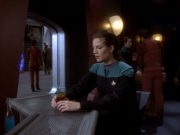 extant_StarTrekDS9_1x18-DramatisPersonae_01930.jpg