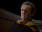 extant_StarTrekDS9_1x18-DramatisPersonae_02233.jpg