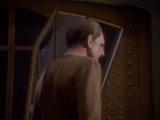 extant_StarTrekDS9_1x18-DramatisPersonae_02234.jpg